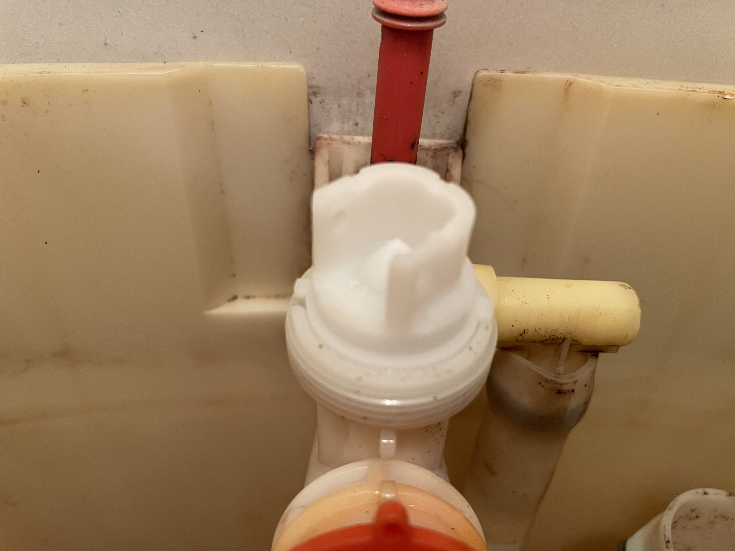 施工後：トイレ部品：ダイヤフラム交換